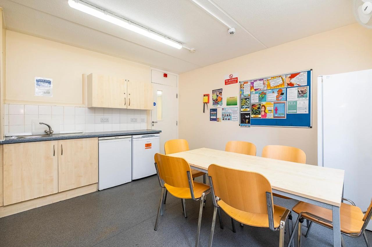Private Rooms In Colindale - Sk The Hyde Exteriér fotografie