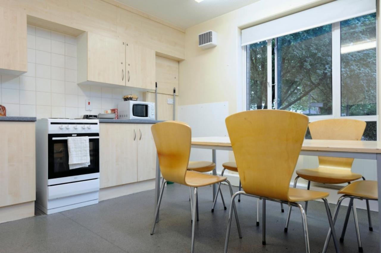 Private Rooms In Colindale - Sk The Hyde Exteriér fotografie